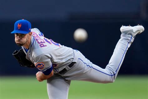 Mets Notebook: David Peterson to bullpen with Jose Quintana activated