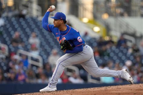 Mets Notebook: Elieser Hernandez starting season on IL, Bryce Montes de Oca undergoes surgery