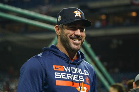 Mets deal 3-time Cy Young Award winner Justin Verlander back to Astros: reports
