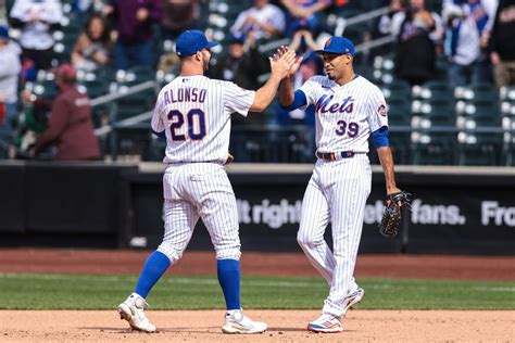 Mets face the Nationals leading series 2-1