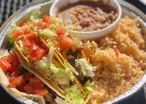 Mexican food chandler. CHANDLER, AZ (3TV/CBS 5) — An East Valley staple is closing its doors after more than four decades in the community. The original Serrano’s Mexican Restaurant … 