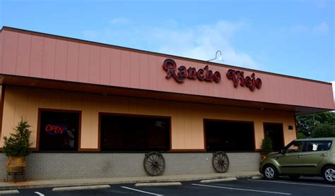 Mexican restaurant hickory nc. LUNCH MENU. Monday - Friday, 11:00 a.m. - 2:15 p.m. Lunch - #1 Huevos Rancheros. $8.00. Your choice of scrambled or over-easy eggs topped with ranchero sauce. Served with rice and refried beans. Lunch - #2 Quesadilla Deluxe. $7.75. Flour tortilla filled with cheese and chicken; then topped with lettuce, tomatoes, and sour cream. 
