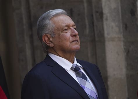 Mexico’s president admits he briefly fainted due to COVID-19