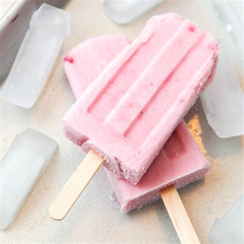 Mexico ice cream. May 17, 2020 · Instructions. Combine the coconut milk, shredded coconut, condensed milk, and heavy cream in a blender and blend until all the ingredients are mixed. Pour the mixture evenly into each popsicle mold. (I used these ). Insert the sticks (if you're mold has slots of inserting sticks). 