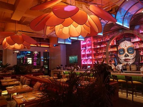 Nov 6, 2023 · Matthew Fazelpoor// November 6, 2023 //. Metuchen’s award-winning downtown takes another major step forward Nov. 9 as a long-awaited restaurant, MexiModo Cocina Mexicana & Tequila Bar, opens its ... . 