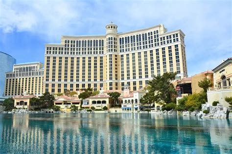 Mgm hotel stocks. 1 hour ago · Summary. MGM Resorts is the largest resort operator on the Las Vegas Strip with 35,000 guest rooms and suites, representing about one fourth of all units in the market. The company's Vegas ... 
