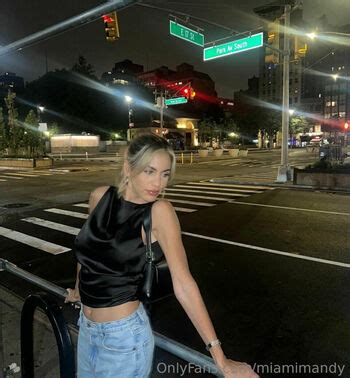 🍌 Mhoneeyyb Onlyfans Leaked XXX