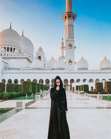 Mia Ward Photo Abu Dhabi