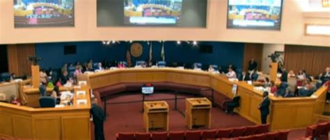 Miami-Dade County commissioners declare support for Israel, condemn Hamas terrorist group