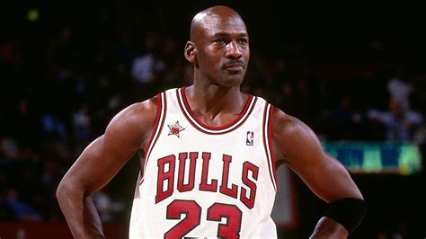 Michael Jordan headlines inaugural class for Chicago Bulls’ Ring of Honor