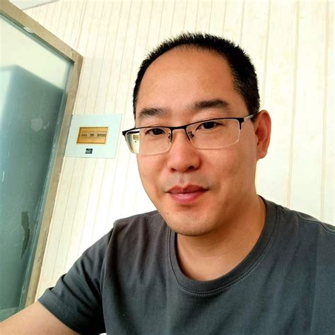 Michael Lee Whats App Cangzhou
