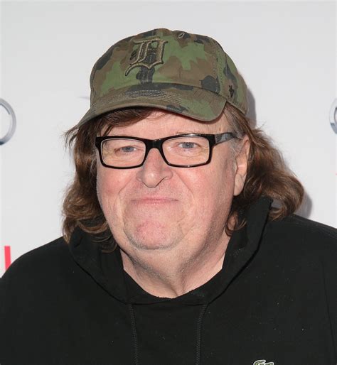Michael Moore Video Luzhou
