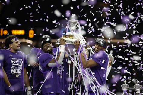 Michael Penix Jr. leads No. 2 Washington to 37-31 victory over Texas and spot in national title game