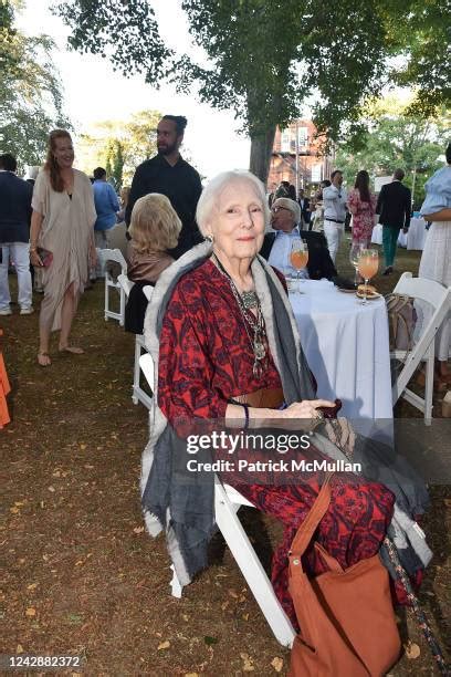 Michael Stearns•Elizabeth Strong-Cuevas•Jozef Sumichrast•