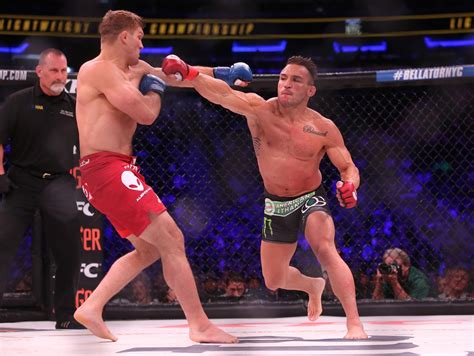 Michael Chandler will always remember November 19, 2011, as a great occasion. After all, he put Eddie Alvarez, the then-Bellator Lightweight Champion, to the test that day at Bellator 58. And in round four, he defeated one of the best in the game at 155 pounds thanks to a knockdown punch and a rear naked choke, despite being knocked out by .... 