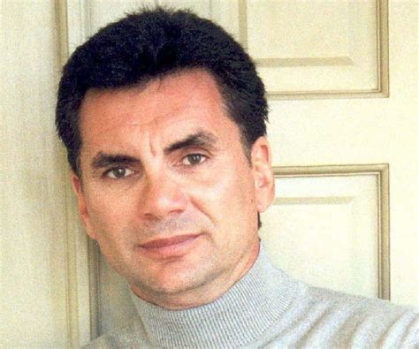LOS ANGELES – Former mob figure Michael Franzese ordered up a hit this weekend. But Franzese’s soldiers were happy 11- and 12-year-olds looking to take a few good whacks – on the ballfield.. 