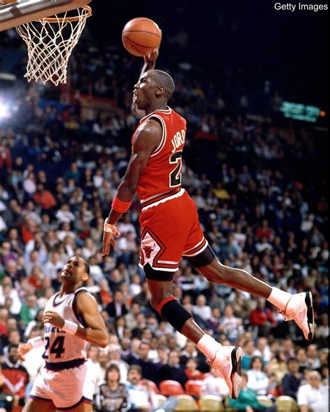 Michael jordan dunk. Download and use 72+ Michael jordan dunking stock videos for free. Thousands of new 4k videos every day Completely Free to Use High-quality HD videos and clips from Pexels 