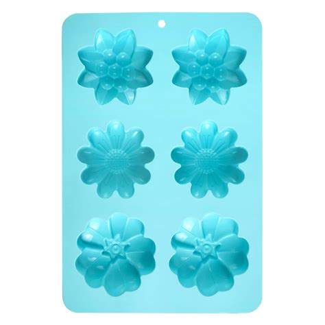 Michaels silicone molds. With the rise of online shopping, more and more people are turning to the internet for their craft supply needs. Michael’s online store is one of the leading providers of craft sup... 