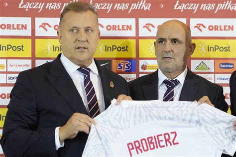 Michal Probierz succeeds Fernando Santos as coach of Poland’s national soccer team