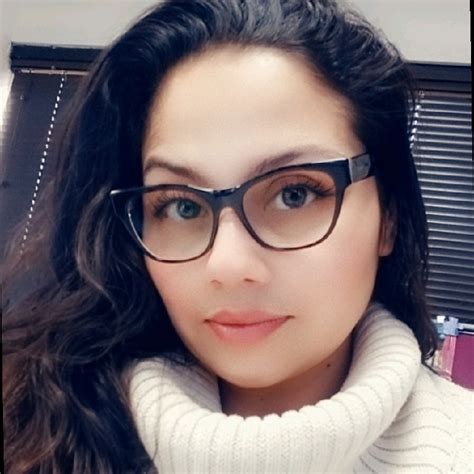 Michelle Castillo Messenger Karachi