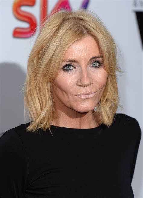 Michelle collins comedian height