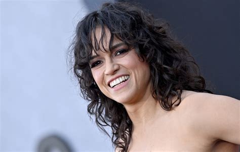 Michelle rodriguez topless scene.  Michelle Rodriguez is the lovely Hispa...
