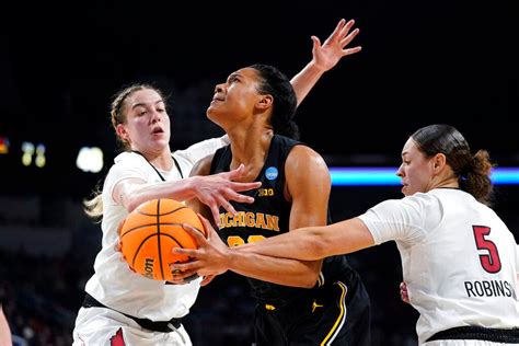 Michigan’s women’s basketball leaves its legacy with deep NCAA ...