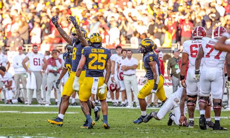 Michigan vs. alabama. That injury has been cited repeatedly as a concern for the Wolverines, particularly in pass protection against Alabama’s elite edge talent. Michigan QB JJ McCarthy played the last few games of ... 