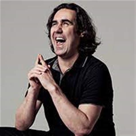 Micky Flanagan Perücke: Dein Ticket für einen selbstbewussten Look