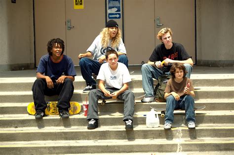 Mid 90s movies. Spike Jonze's Cult Classic Slice Of Mid-90s Skateboard Culture. Spike Jonze is one of the biggest names in filmmaking when it comes to promoting skateboard movies. His career started as a teenager when he photographed BMX riders and skateboarders. Many of his early music videos included skateboarders, as well. 