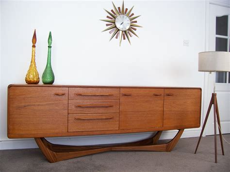 Mid mod furniture. Mid And Mod. Seating. (chairs + sofas) Case Goods. (tables + storage) Everything Else. (decor, art, lighting, etc) Mid Century and Modern Furniture Shop selling gently used and refinished pieces in the Seattle, WA area. We ship nationally. 