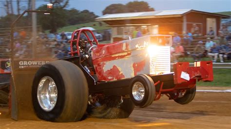 Mid south tractor pullers. Jul 4, 2022 ... mod south pullers association light super stock tractors from Hopkinsville, KY 2022 saturday session. 