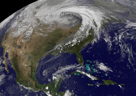 Mid-latitude cyclone vs. Hurricane and the affect on ENC