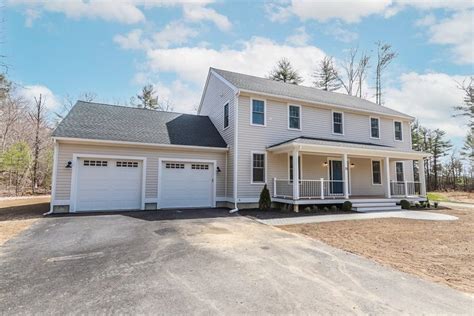 Middleboro houses for sale. Search MLS Real Estate & Homes for sale in Middleborough, MA, updated every 15 minutes. See prices, photos, sale history, & school ratings. ... 1 High Street Unit 2, Middleboro, MA $275,000 2 beds 1 baths 908 sqft Trashed Open Sun 3/24 12pm-3pm. 40 photos Conway - Lakeville House For Sale. 1309 Fox Run, Middleboro, MA $419,000 
