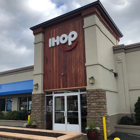 IHOP® Restaurant Locations in Connecticut | Breakfast, Lunch & Dinner - Pancakes 24/7. Home / Locations / CONNECTICUT . Whether you're hungry for one of our popular breakfast items or looking for lunch, dinner, or late night dining ideas there is an IHOP® location in Connecticut ready to serve.
