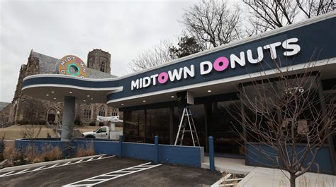 Midtown donuts. Midtown Mix One dozen hand selected mixed choice of our staff's favorite daily donuts. $14. 