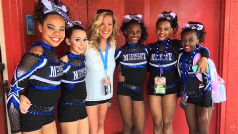 Midwest cheer elite. Mar 14, 2024 · Damore is the Midwest Elite cheer program director at Midwest Training and Ice Center. On April 11-12 at the Chicago U.S. Cheer and Dance Finals held at the Sears Center in Schaumburg, Ill., two ... 