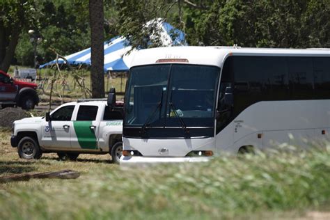 Migrant child dies on border bus in Texas