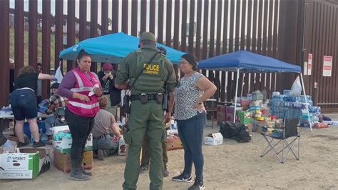 Migrants cleared from campsite near San Ysidro