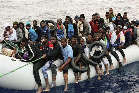 Migrants who tried to cross Mediterranean brought back to Libya