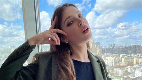 Miha Nika is a Actress (celeb). She was born in 26/02/1999. Miha Nika age is 23 Years in 2022, 24 Years in 2023, 25 Years in 2024 and 26 Years old in 2025.