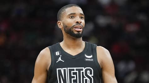 Mikal Bridges explodes for 42 points, Nets beat Hawks for second straight win