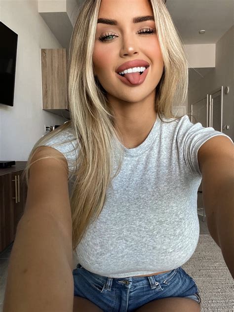 Profile picture of Mikayla Hessel