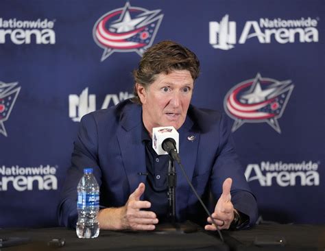 Mike Babcock resigns as Blue Jackets coach amid investigation involving players’ photos