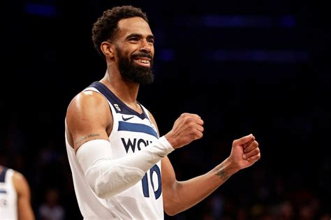 Mike Conley is the calm, collected veteran who’s teaching Timberwolves how to win