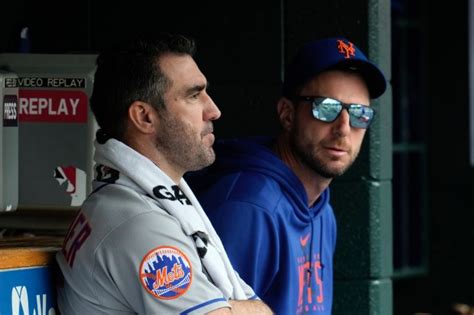 Mike Lupica: Cohen’s Mets decide to dig themselves out of the hole, while Yanks just keep digging
