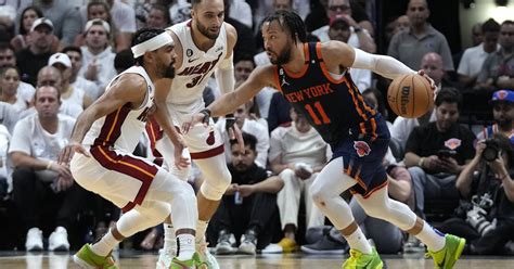 Mike Lupica: Jalen Brunson doesn’t get any help as Knicks season ends despite heroic effort vs. Heat