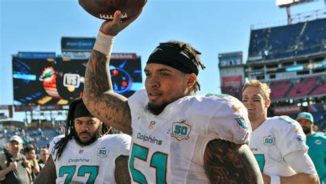 Mike Pouncey fulfills dream, retires as a Miami Dolphin