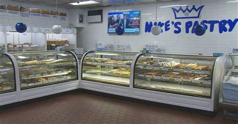 Mike pastry. Sun-Thu 8am-10:30pm; Fri-Sat 8pm-11:30pm. One of the beloved rival pastry shops on Hanover Street in the North End, Mike’s is best known for its cannoli. Stop by Mike’s after dinner for one ... 