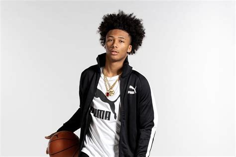 17-year-old Mikey Williams is a five-star shooting guard in the Class of 2023. He already has offers from USC, San Diego State, Memphis, Kansas and Arizona State, among others. The No. 5 overall player in his recruiting class is not eligible for the NBA Draft until 2024 but that hasn't stopped him from collecting a paycheck.. 